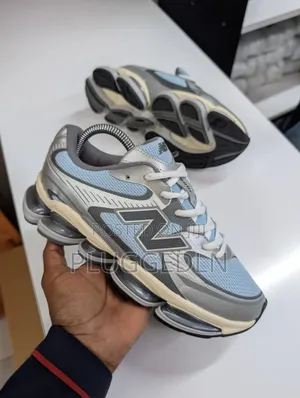 New Balance Abzorb 2000 Sneaker