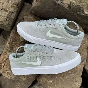 Nike Sb Chron Skate Shoes