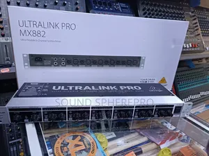 Behringer Ultra-Link Mx 882 Ultra Flexible 8channel Splitter/Mixer