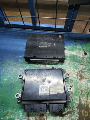Daihatsu Mira Ecu