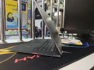 Laptop Dell Precision 5550 32GB Intel Core I9 SSD 512GB