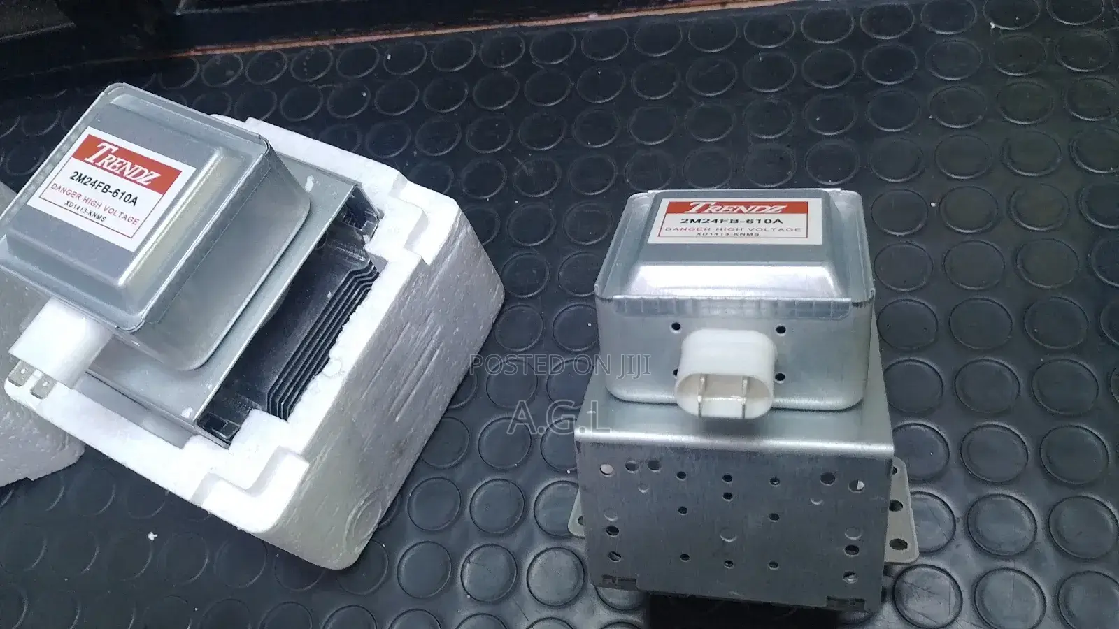 Magnetron for Microwave