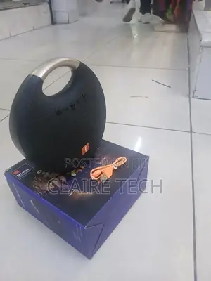 M1 Mini Handbag Design Wireless Bluetooth V5.0 Bass Speaker