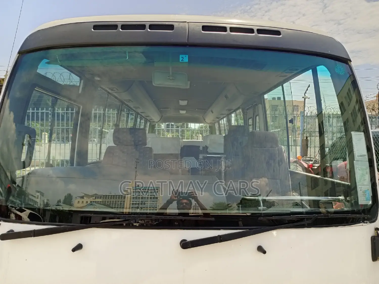 Nissan Civilian 2015 White