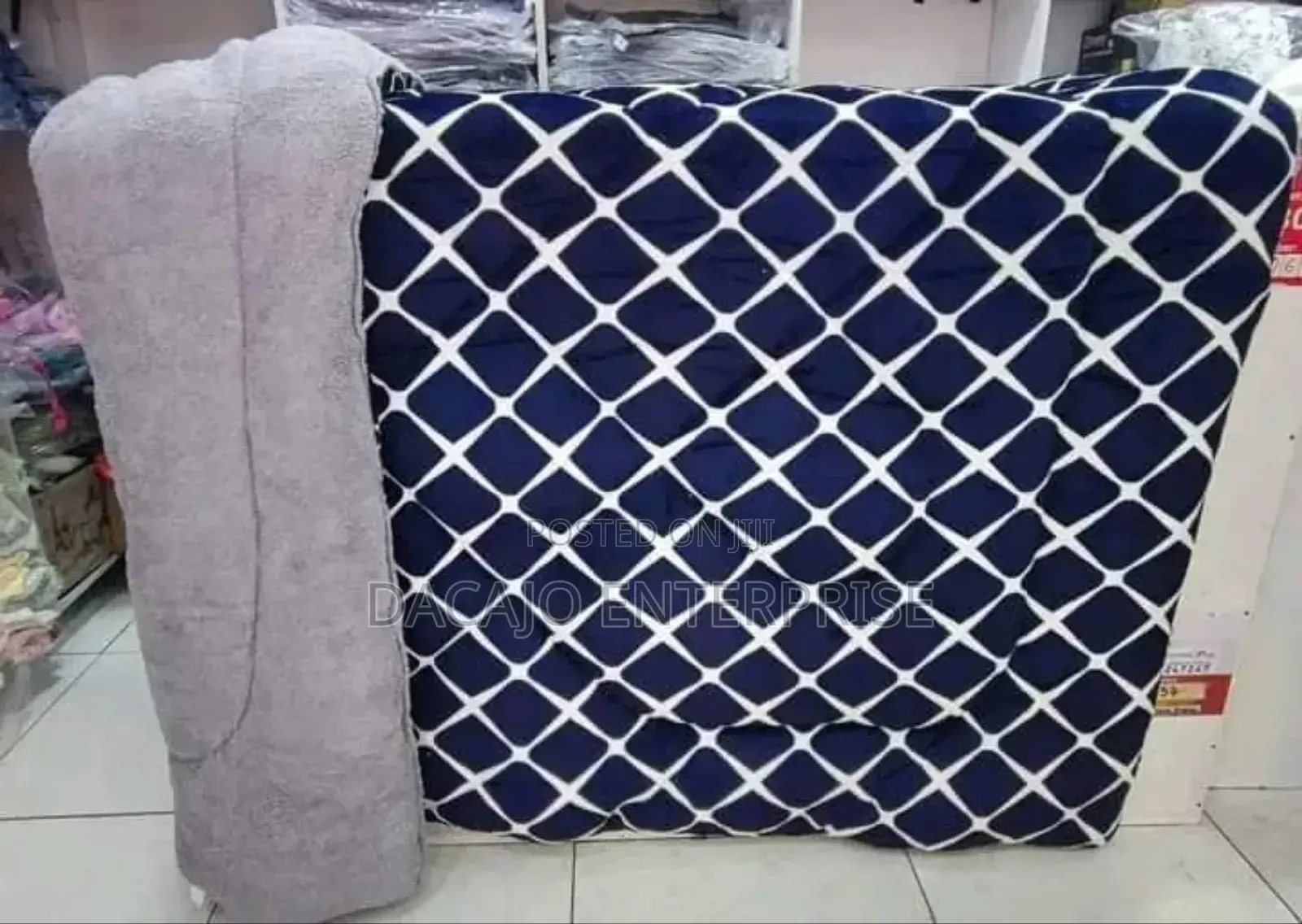 Quality Single Woolen Duvets Size 5*6