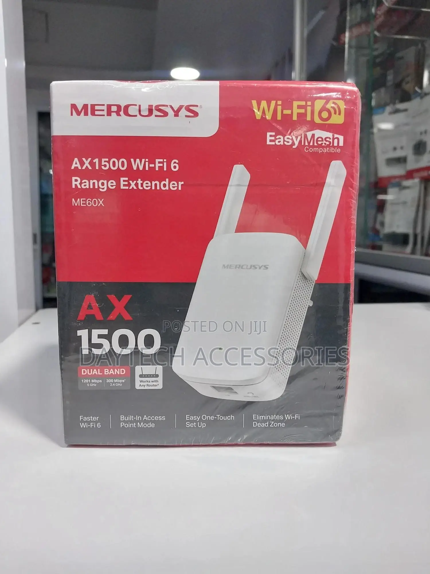 The Mercusys Me60x Ax1500 Wi-Fi 6 Range Extender.