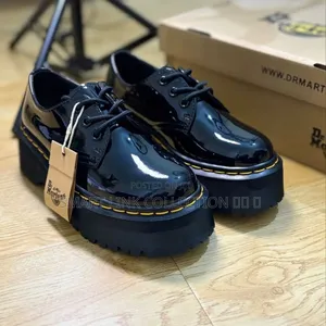 Dr. Martens Wetlook (38-46)