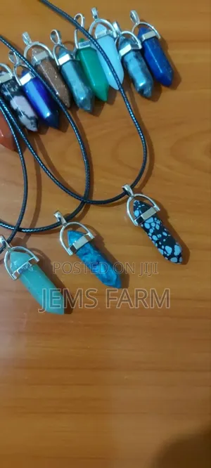 Stone Pendant Necklaces With Gift Bag