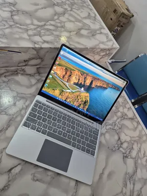 Laptop Microsoft Surface Go 8GB Intel Core I5 SSD 256GB