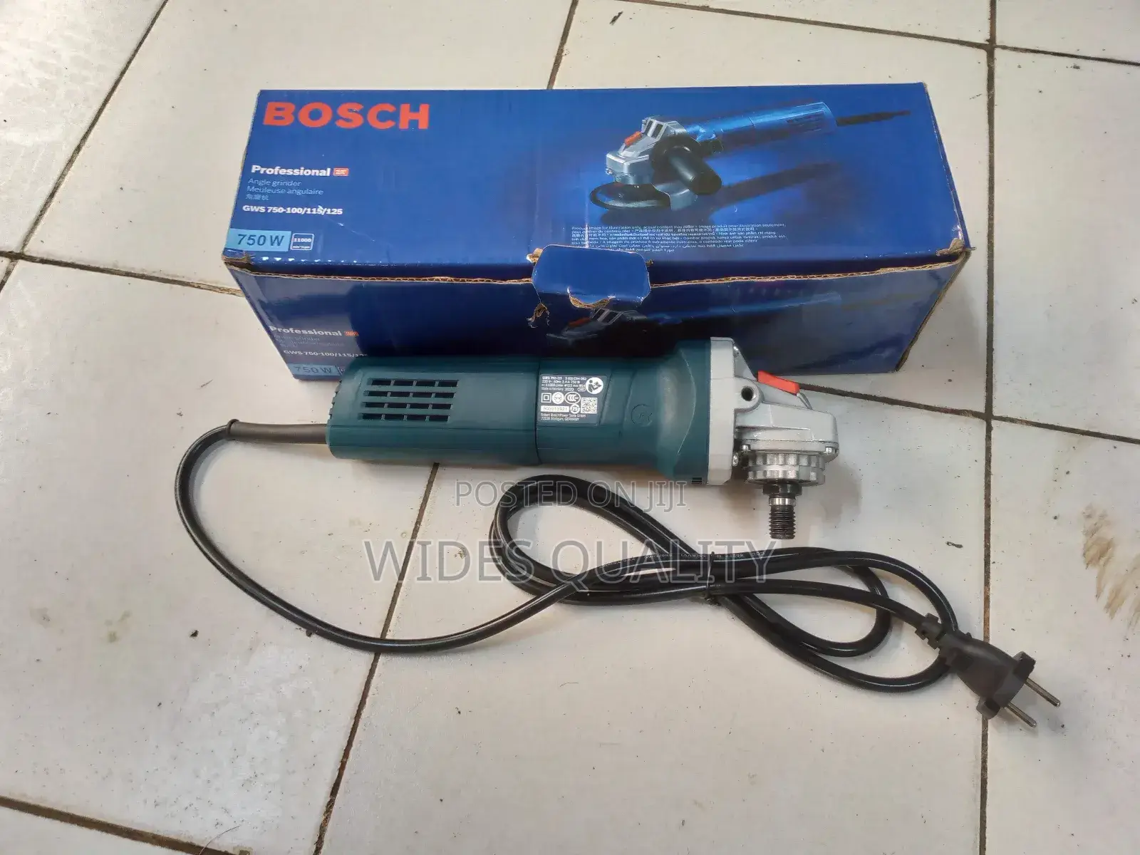 Bosch Professional Angle Grinder.