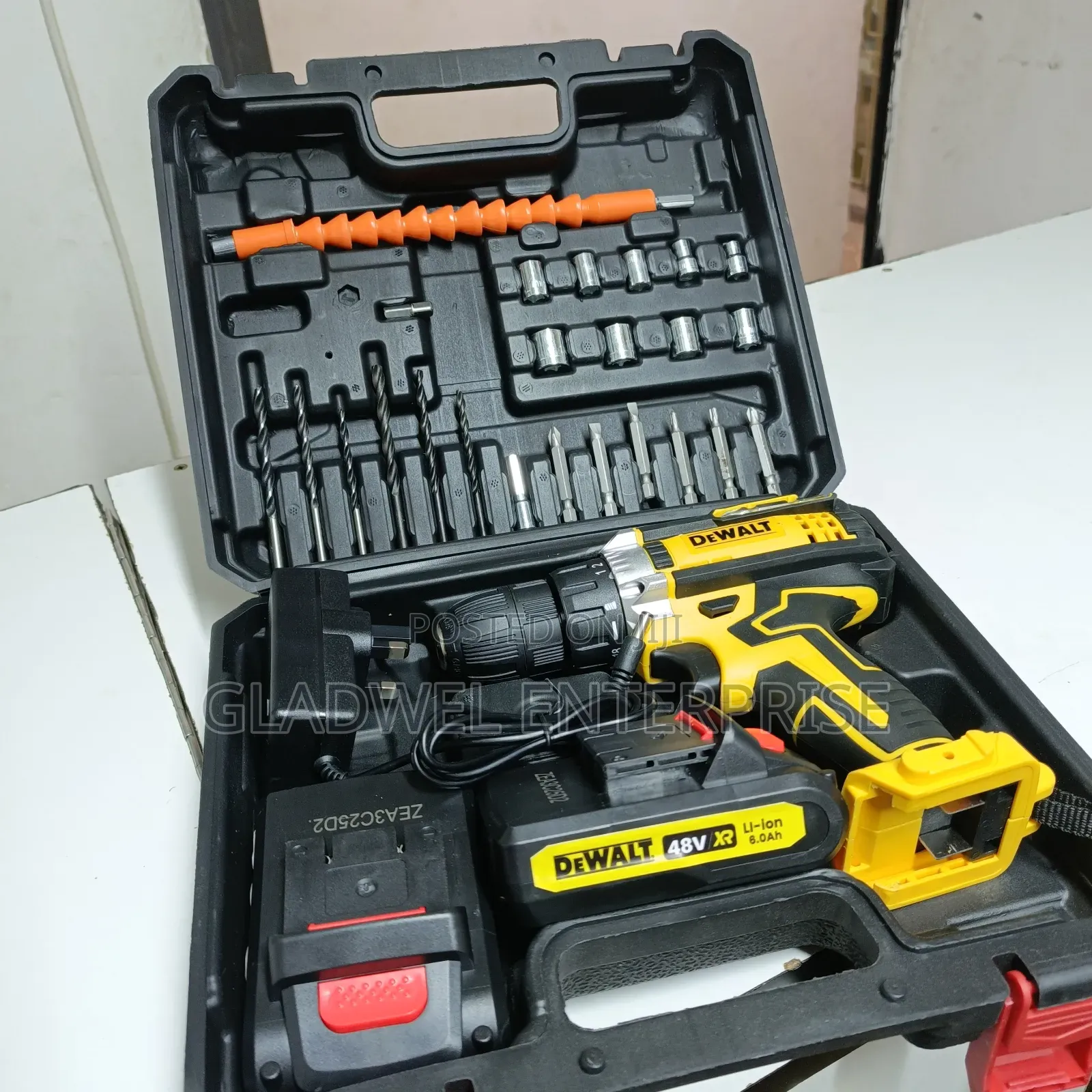 Dewalt 48v Cordless Drill With Bits