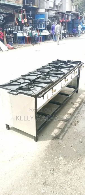 Closed Commercial Green Burner Gas