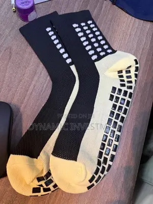 Kipfit Anti Slip Football,Basketball Running Fitness Sports Grip Socks