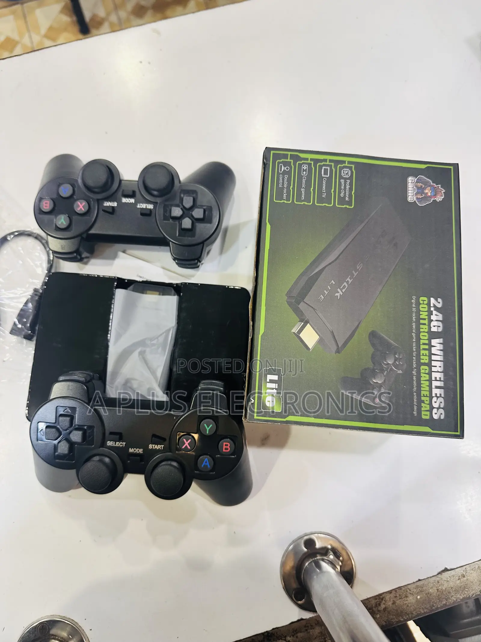 M8 Wireless Game Console Plug and Play
