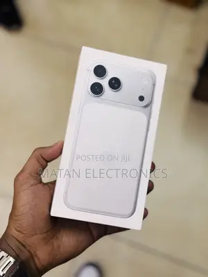 New Apple iPhone 17 Pro Max 256 GB Silver