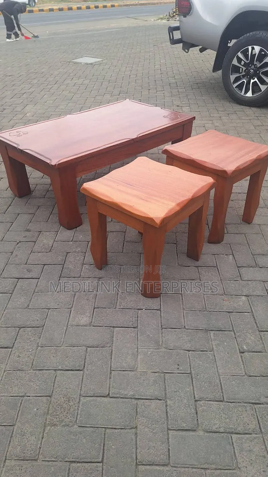 Mahogany Coffee Table With Two Stools