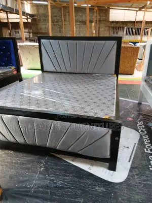 5x6 Sliver Mocket Bed