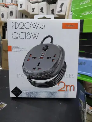 Moxom - Power Strip - Disc Pd 20w Qc 18w - 6-in-1 - Black