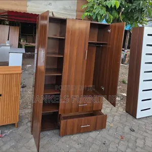 Hinged Door Wardrobe – Strong, Neat Functional