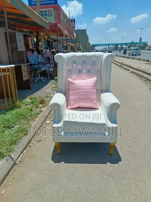 King Chair White Leather or Pedicure Seat
