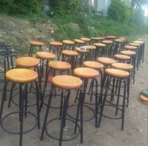 Wooden Metallic Bar Stools