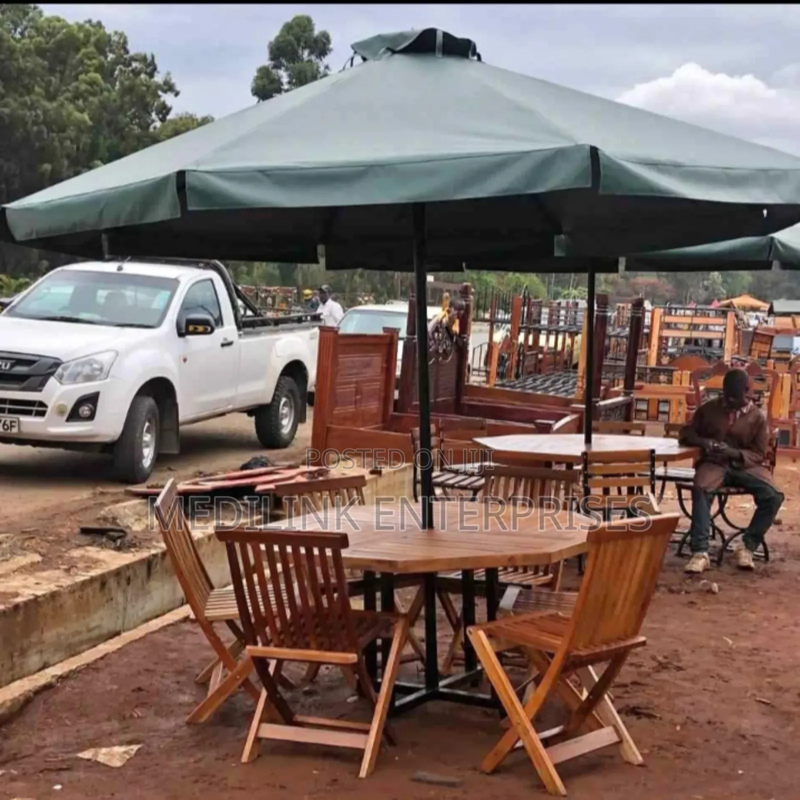 Foldable Mahogany Chairs Design