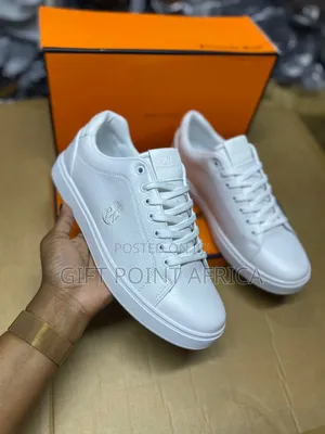 White Leather "Ravenow" Casual Sneakers.