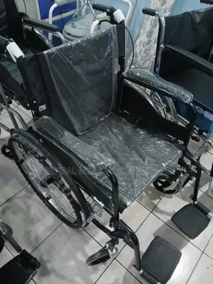 Standard Wheelchair With Brakes