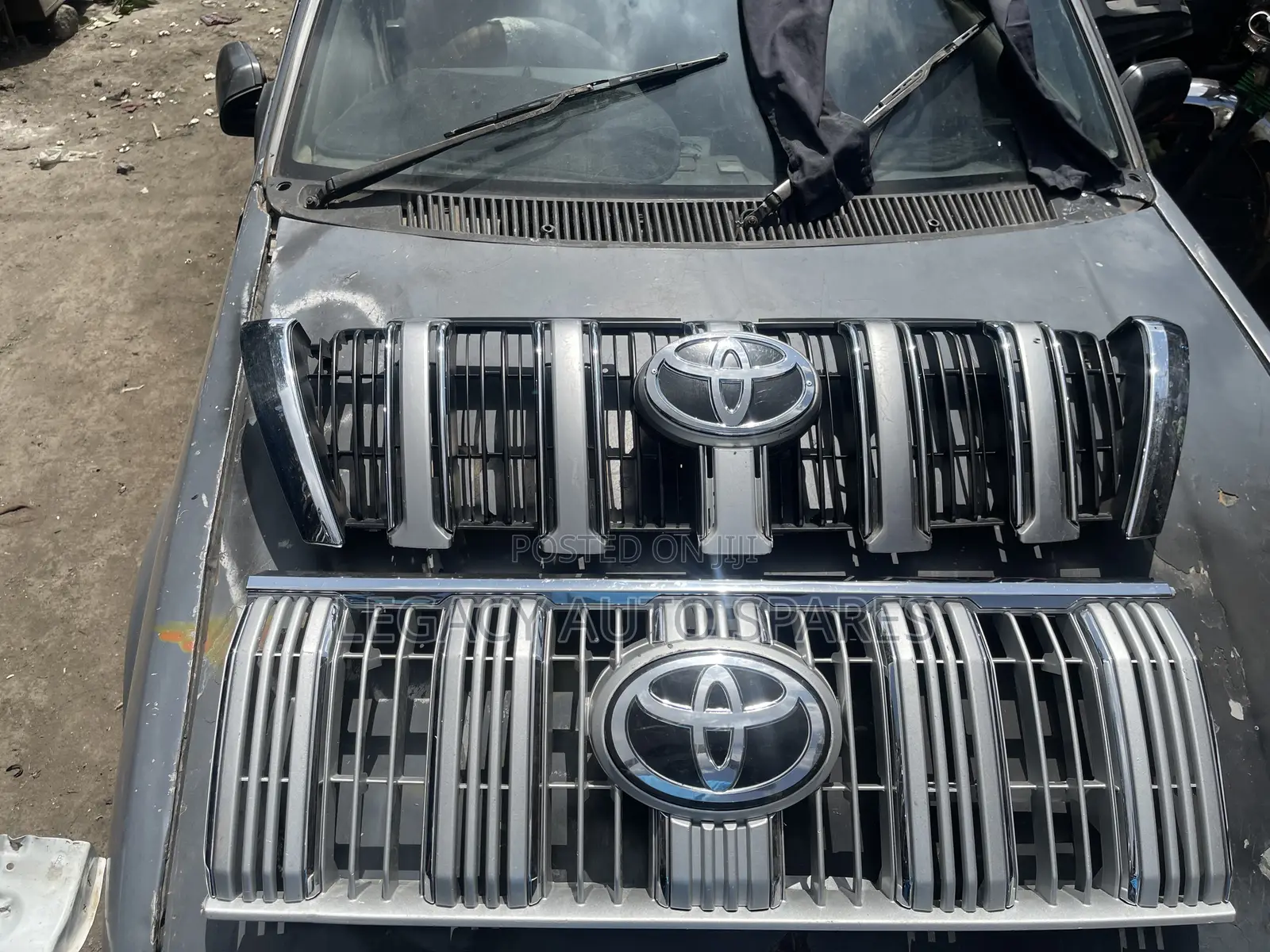 Toyota Prado 165 Grille