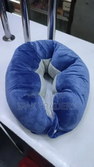 Plush Kneck Pillow
Offers Ultimate Comfort