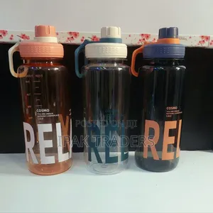 1000ml Gym Water Bottle/ Sports Water Bottle.
Capacity:1l