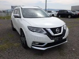 Nissan X-Trail 2.0 Petrol AWD 2018 White
