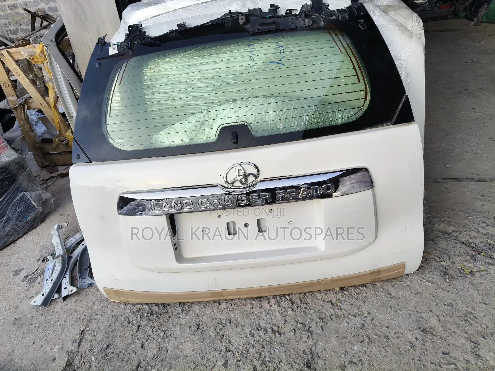 Prado 160/ 165 Boot / Tailgate