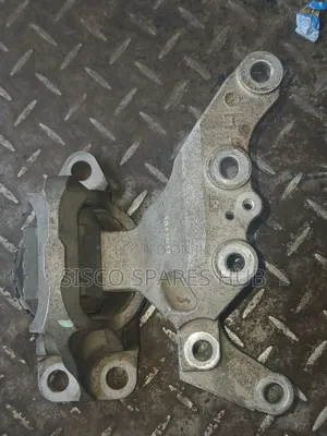 Engine Mounting Xtrail (Nt32)
