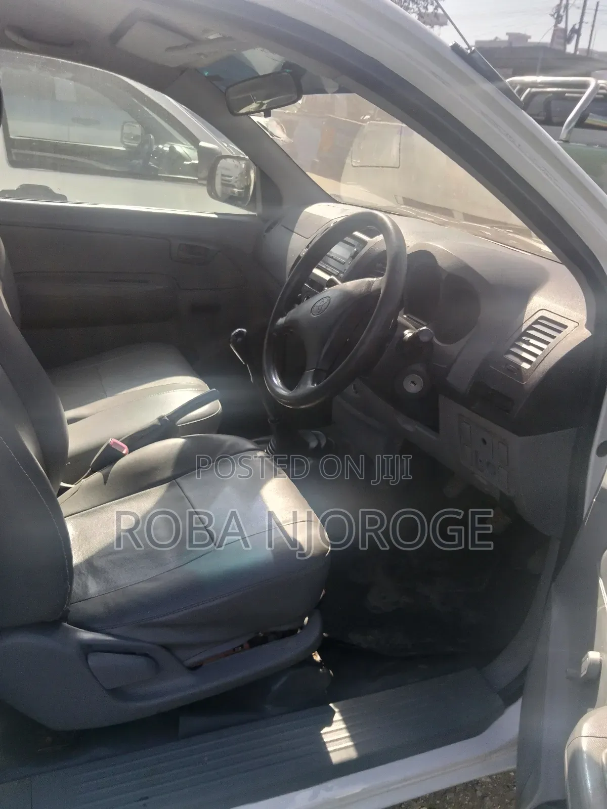 Toyota Hilux 2.5 D-4D SRX 2009 White