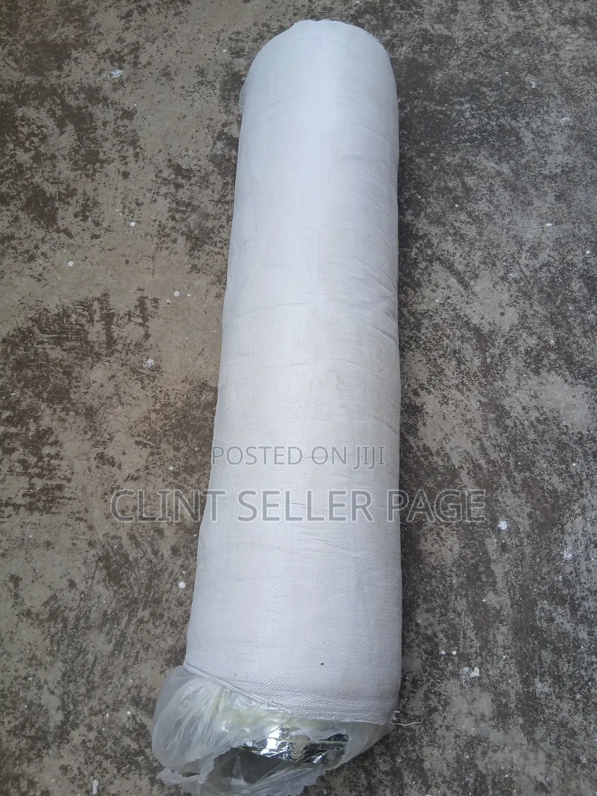 Glass Wool Insulation Roll (Silver One End)