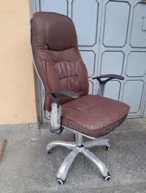 Office Chair : Brown Executive Adjustable Leather Chair