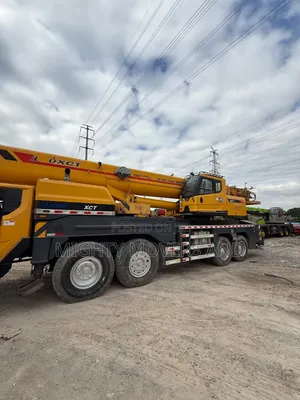 Cranes for Heavy Duty Lifting Accessible