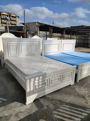 Hardwood Bed With Mattress