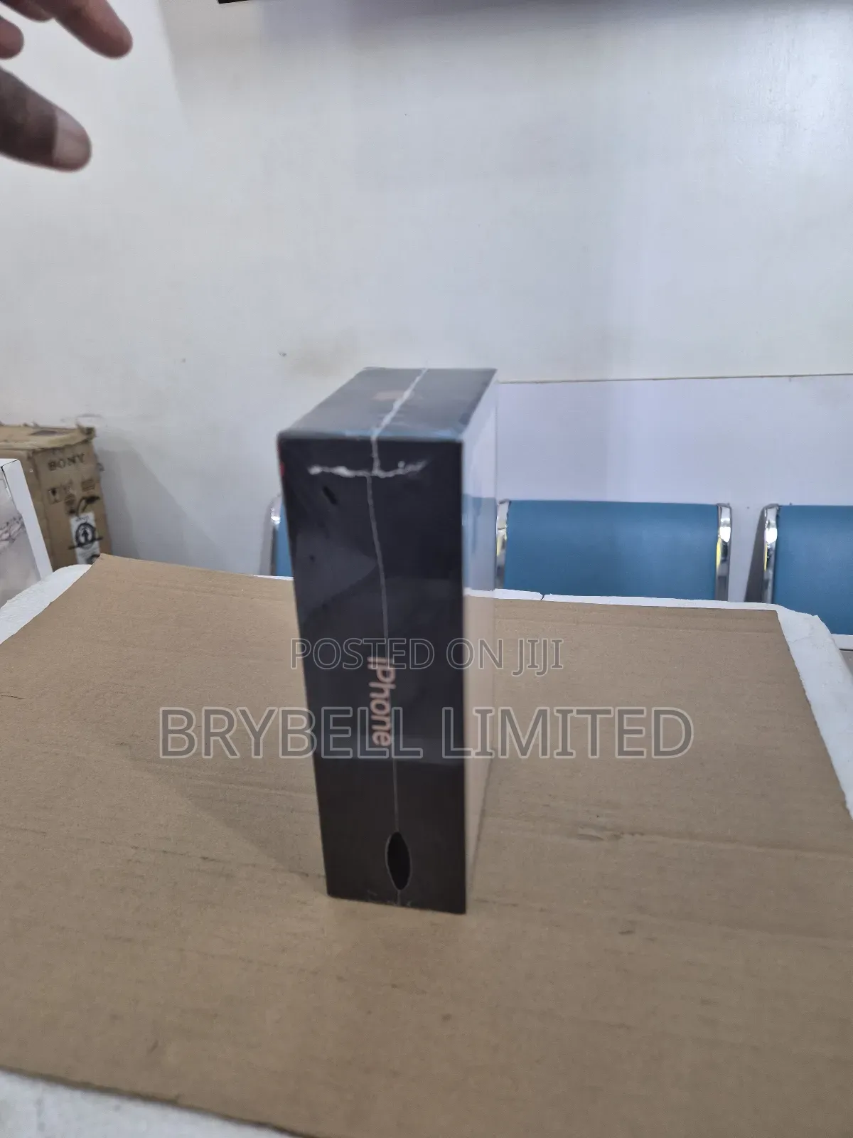 New Apple iPhone 11 Pro Max 256 GB Gold
