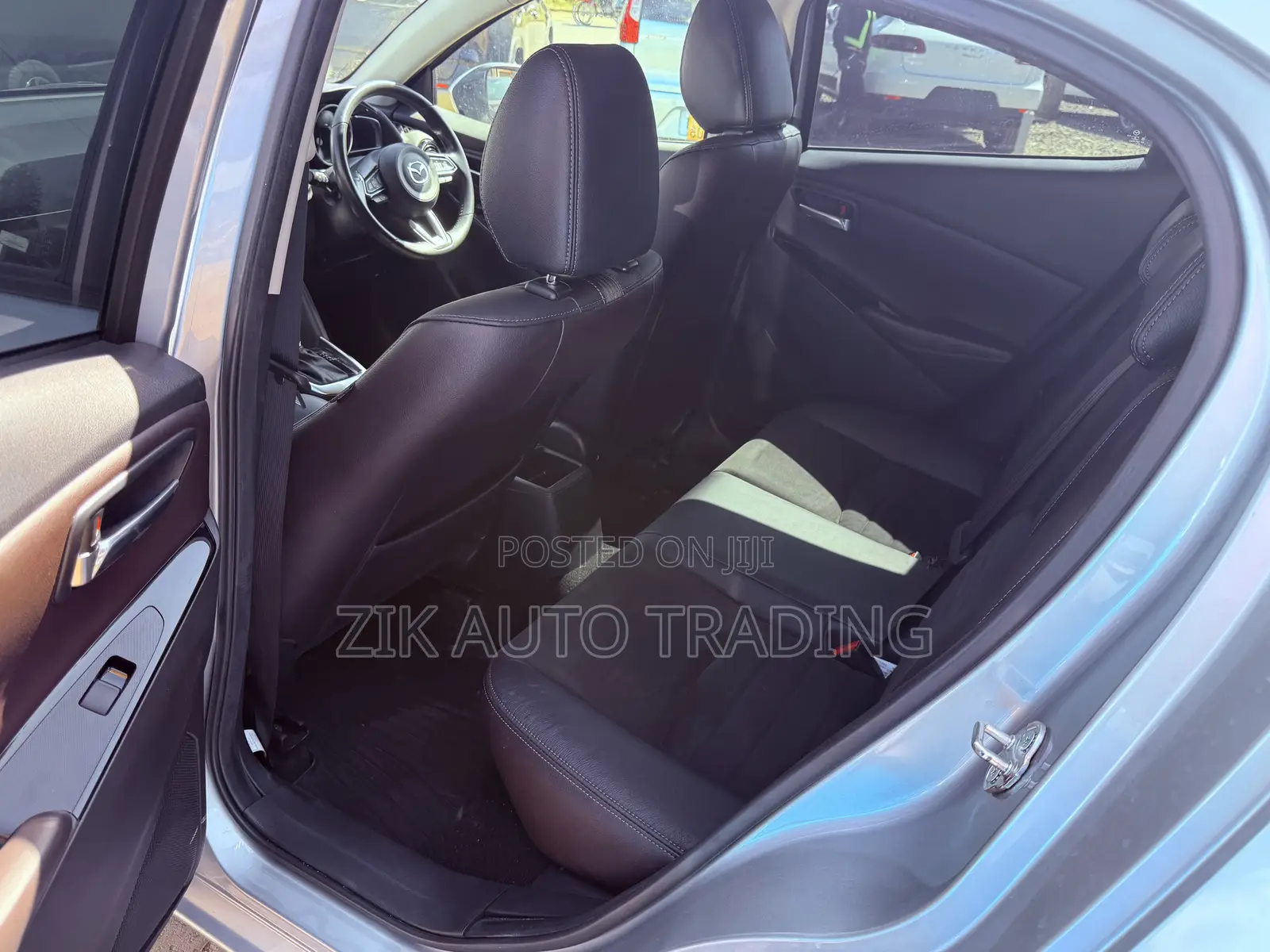 Mazda Demio 2018 Silver