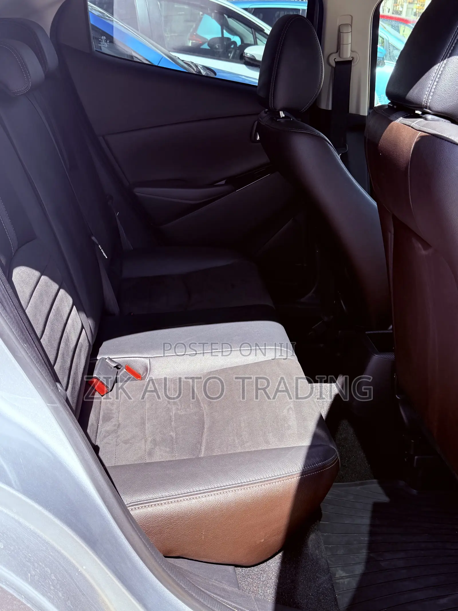 Mazda Demio 2018 Silver