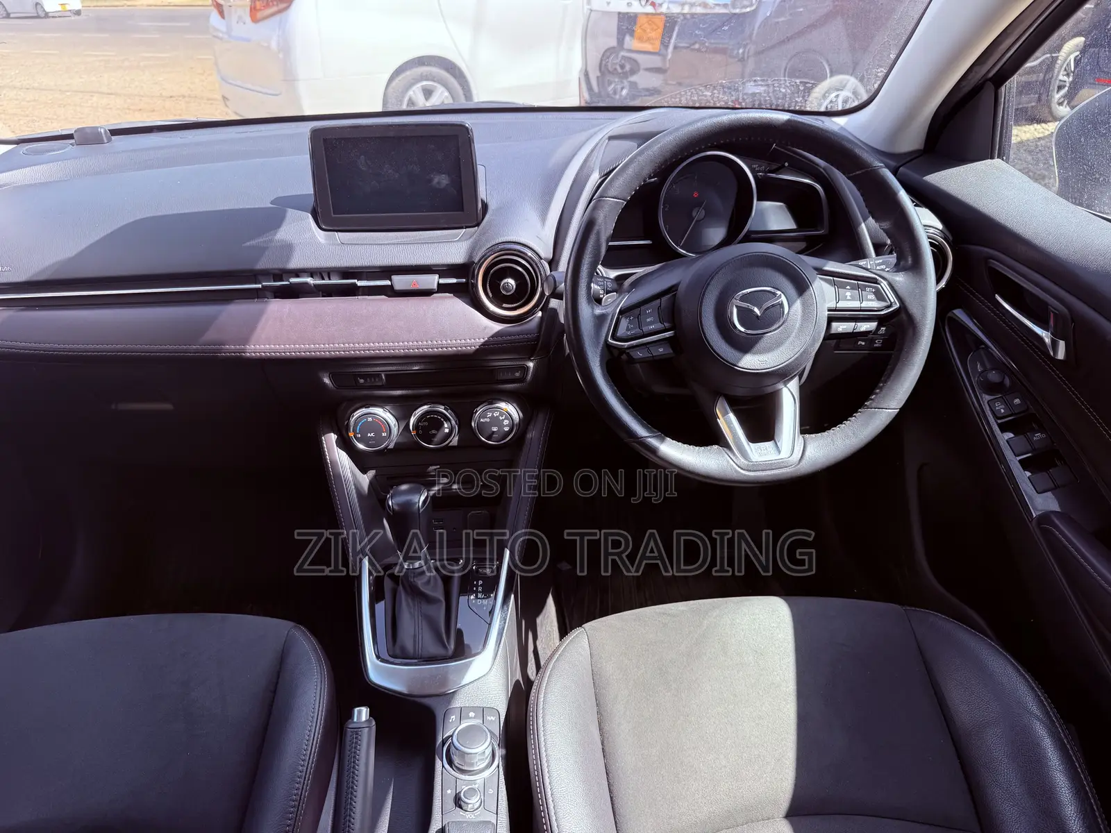Mazda Demio 2018 Silver