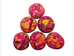 Flower Teaballs Combined With Black Tea