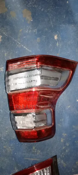 Ex Japjapan Land Cruiser Prado J150 Taillight in Good Condition