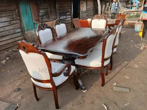 Customized Antique 6-Seater Dinning Table Set