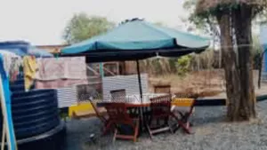 Foldable Syracuse Design 6-Seater Umbrella Set