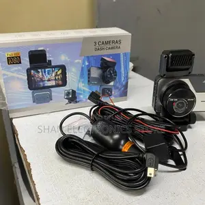 Quality Triple View Dash Camera With Front Rear in-Car Recording
