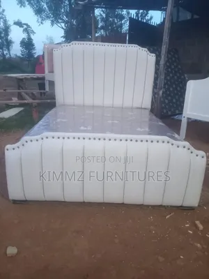 Modern Chester Bed With Mattress