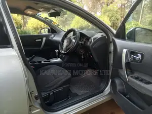 Nissan Dualis 2008 Gray